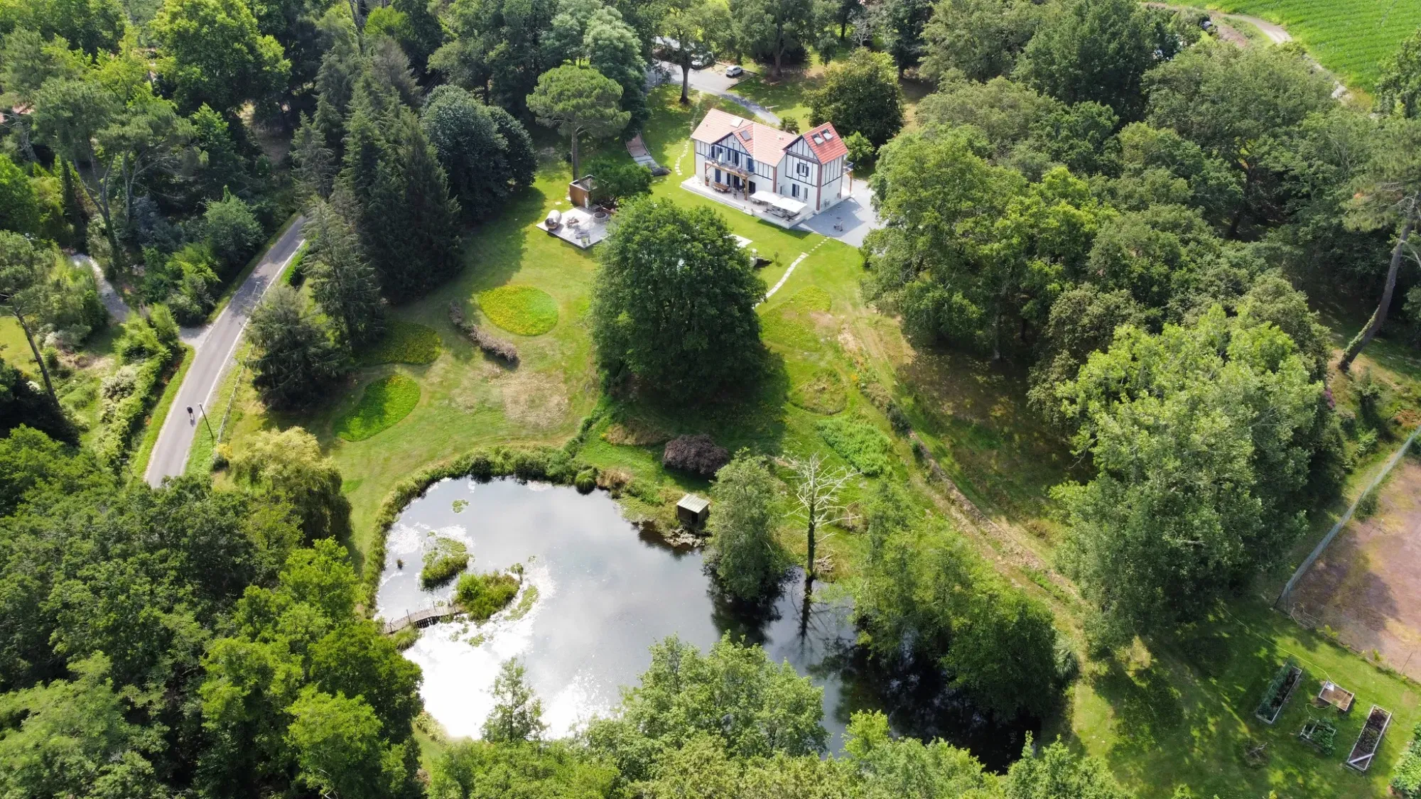 vue aérienne du domaine de baruteau