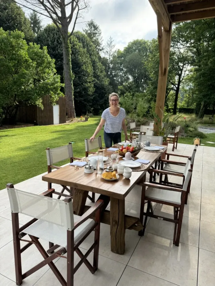 1-terrasse table d hotes (WEB)